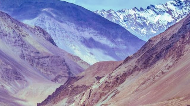 Leh Ladakh Tour Packages from Delhi