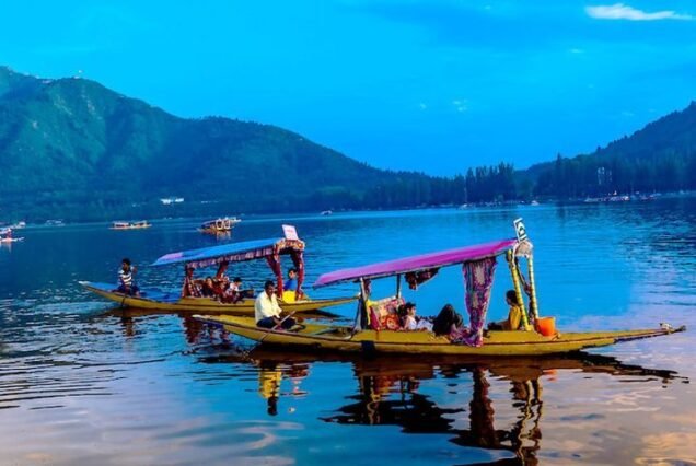Kashmir Tour Package 3 Night 4 Days