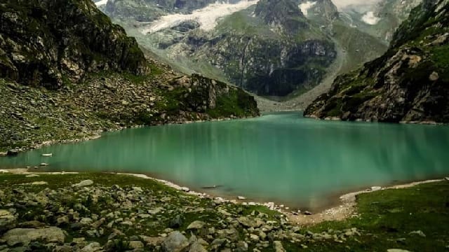 Kashmir Tour Packages from Surat