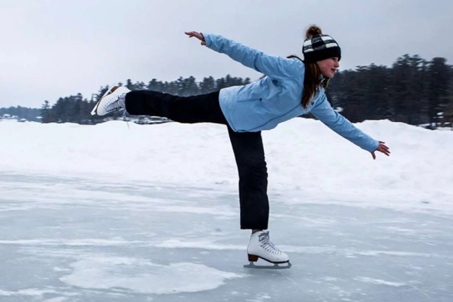 ice skating in gulmarg brown chinar kashmir