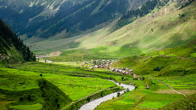 How to Spend Two Days in Gulmarg