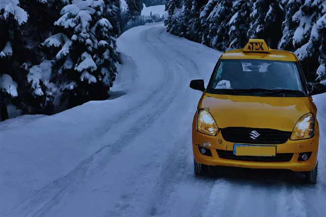 寒ブリTAXI☆ Pahalgam Taxi Service - Brown Chinar Tour And Travel