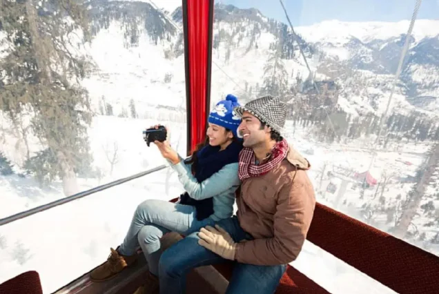 3 Night 4 Days Kashmir Honeymoon Tour Package