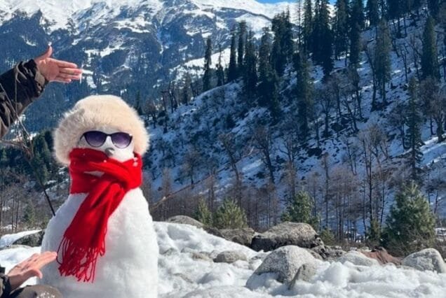 Kashmir Winter Tour Package 5 Nights 6 Days