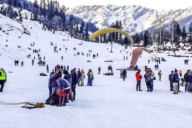 Kashmir Budget Tour Package 4 Night 5 Days