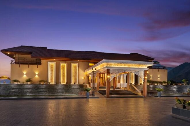 5 star hotels in Srinagar
