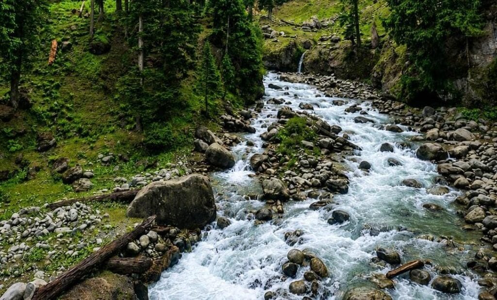 Offbeat Places to Visit in Kashmir