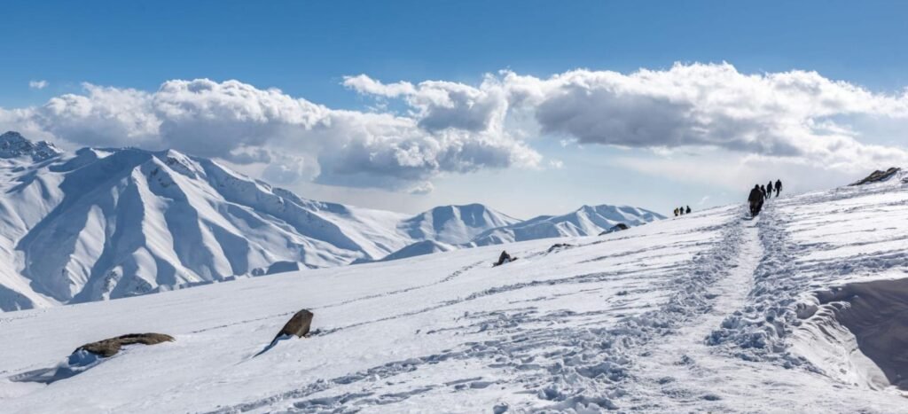 winter activities in Kashmir