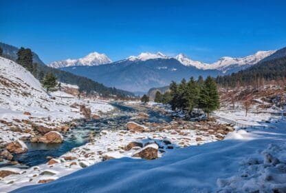 best Kashmir tour packages for snow lovers