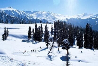 best Kashmir tour packages for snow lovers