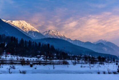 best Kashmir tour packages for snow lovers