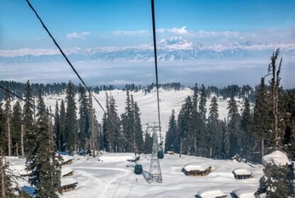 best Kashmir tour packages for snow lovers