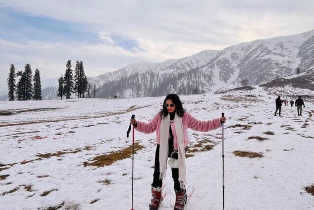 Kashmir Winter Tour Package 7 Nights 8 Days