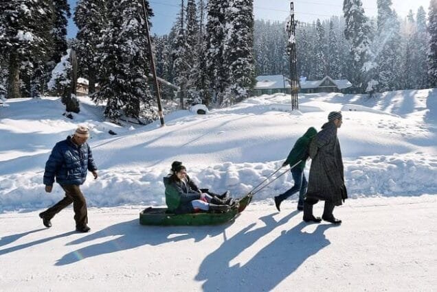 Kashmir Tour Package from Mumbai