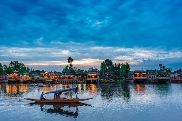 Kashmir Tour Package from Delhi