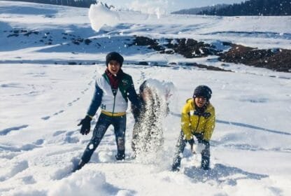 winter Kashmir trip cos