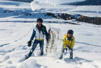 winter Kashmir trip cos