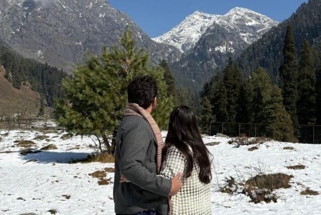 Kashmir Couple Tour Packages 4 Night 5 Days