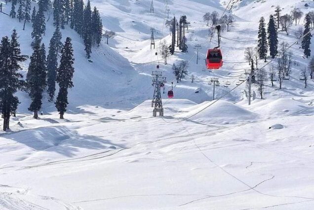 Kashmir Family Tour Package 5 Night 6 Days