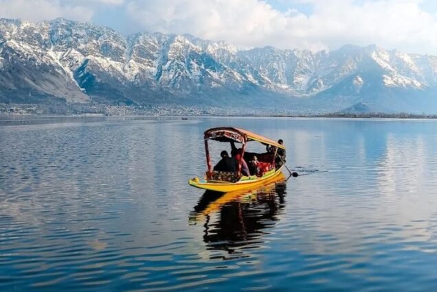 Kashmir Couple Tour Package 6 Night 7 Days
