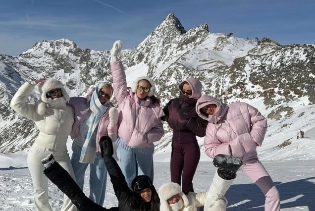 Kashmir Family Tour Packages 4 Night 5 Days