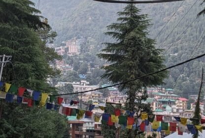 Kashmir vs Himachal for family vacation