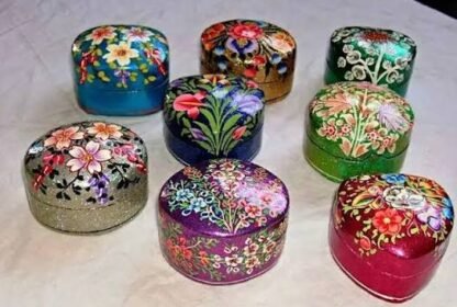 Best things to buy in Kashmir
