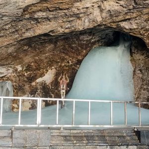 How to Book Amarnath Helicopter Tickets 2026 (Step-by-Step Guide + Latest Fares)