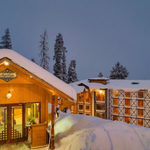 Best Hotels in Gulmarg brown chinar kashmir