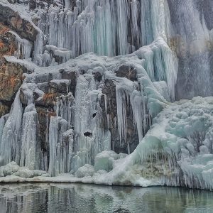 Drung Waterfall brown chinar kashmir