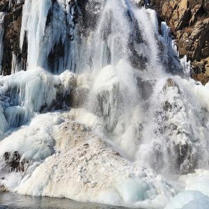 Drung Waterfall brown chinar kashmir