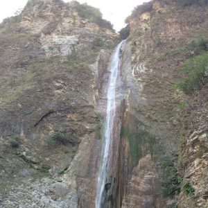 Famous_Waterfalls_in_Kashmir_brown_chinar_kashmir