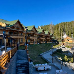 khyber hotel gulmarg