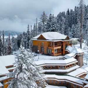 khyber hotel gulmarg