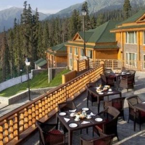 Best Hotels in Kashmir for Summer