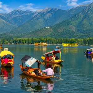 Where to Stay in Srinagar