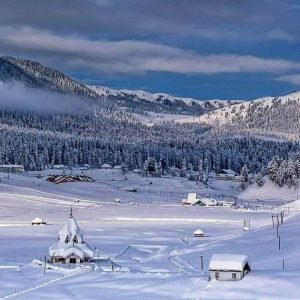 Best Time to Visit Kashmir for Snowfall