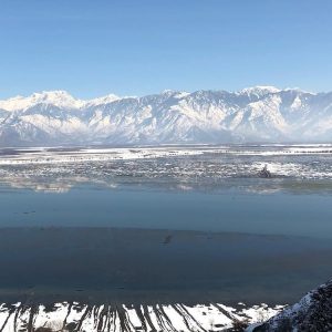 Wular_Lake-in_Kashmir_brown_chinar_kashmir