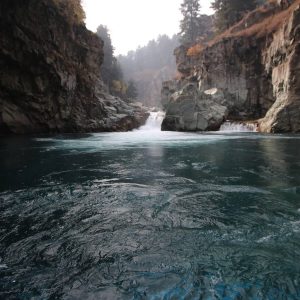 aharbal-waterfall_kashmir_brown_chinar_kashmir