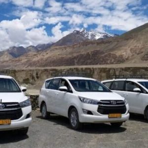 Srinagar to Ladakh Taxi Service