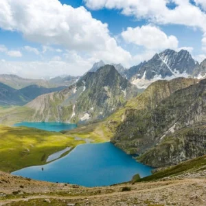 salnai_lakes_trek_brown_chinar_kashmir